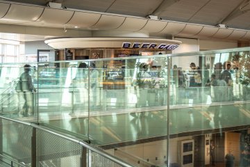 The first thing to impress me with this terminal was how spacious everything appeared to be